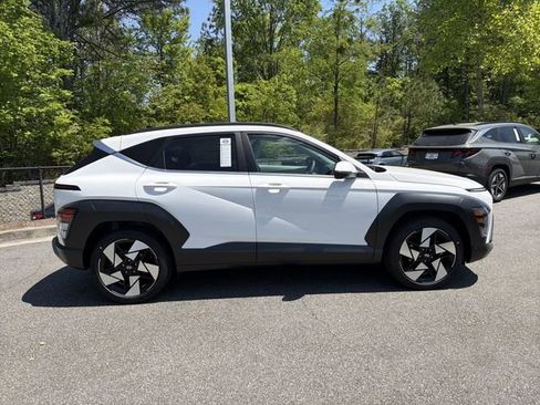 New 2026 Hyundai Kona Limited FWD image 9