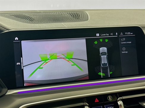 Used 2022 BMW X6 xDrive40i w/ M Sport Package image 15