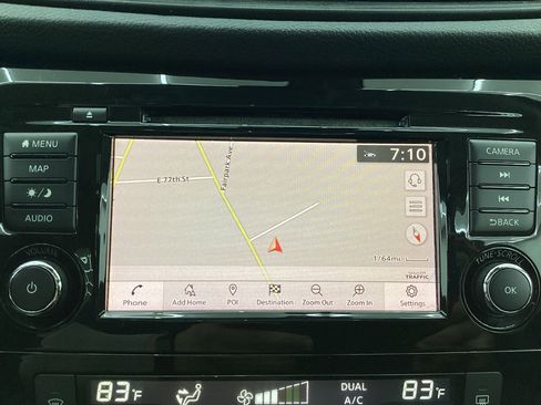 Used 2018 Nissan Rogue SL w/ Premium Package AWD/4WD image 38