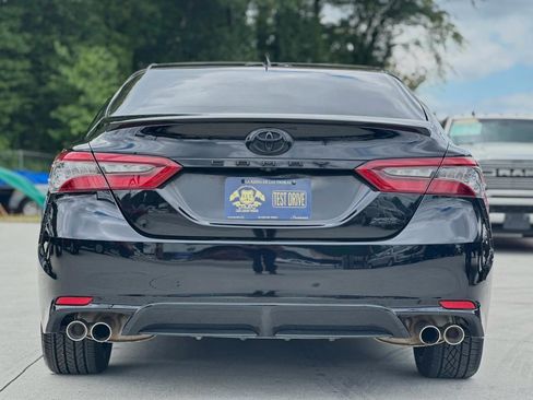 Used 2021 Toyota Camry XSE FWD image 6