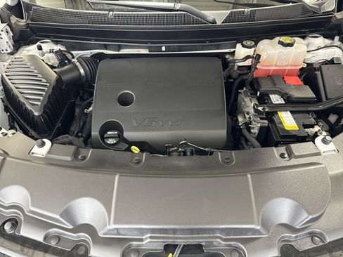 Certified 2023 Chevrolet Traverse RS w/ LPO, Floor Liner Package AWD/4WD image 35
