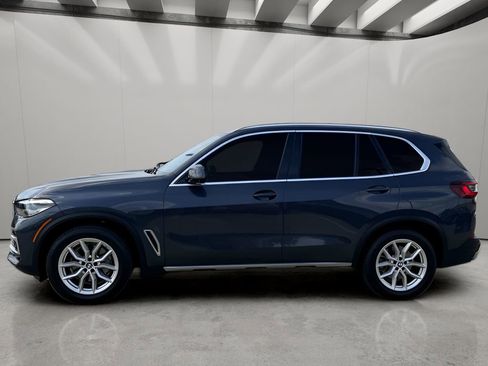 Used 2022 BMW X5 xDrive40i w/ Luxury Seating Package AWD/4WD image 2