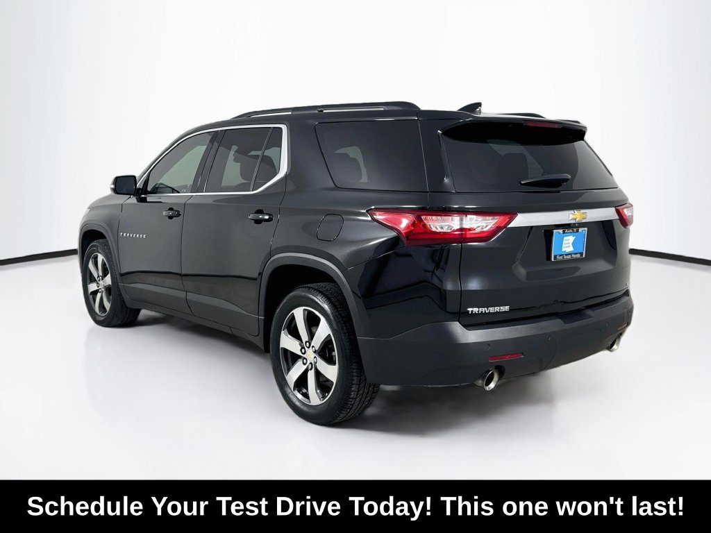 Used 2019 Chevrolet Traverse LT w/ LT Premium Package FWD image 6