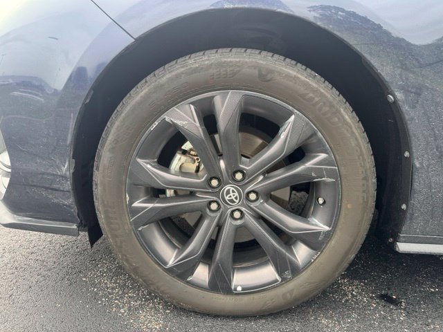 Used 2023 Toyota Sienna XSE w/ XSE Plus Package FWD image 11