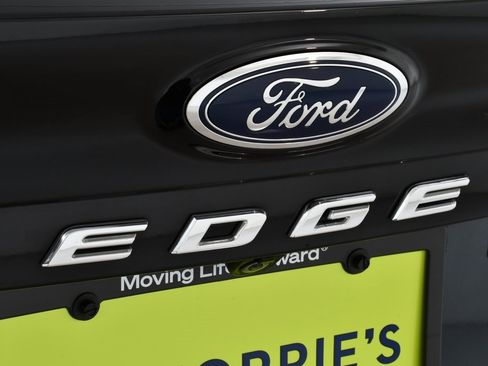 Used 2022 Ford Edge SEL w/ Convenience Package image 23