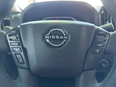 Used 2026 Nissan Frontier SV w/ All-Weather Content Package AWD/4WD image 14