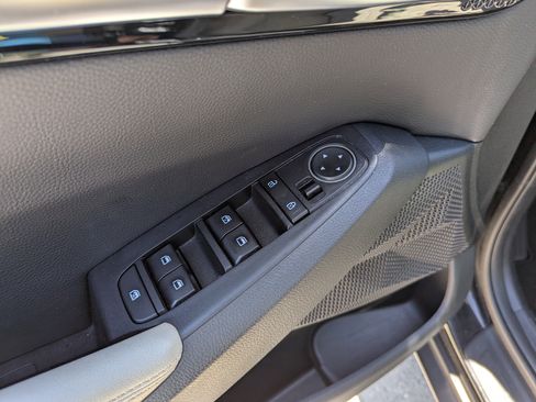 Certified 2022 Kia Seltos EX AWD/4WD image 19