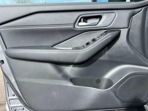 New 2026 Nissan Rogue SV image 14