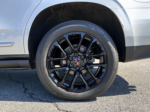 Used 2021 GMC Yukon Denali w/ Denali Premium Package image 48