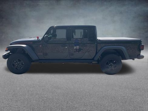 Used 2022 Jeep Gladiator Mojave w/ Cold Weather Group AWD/4WD image 2