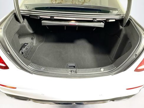 Used 2020 Mercedes-Benz E 350 Sedan image 32