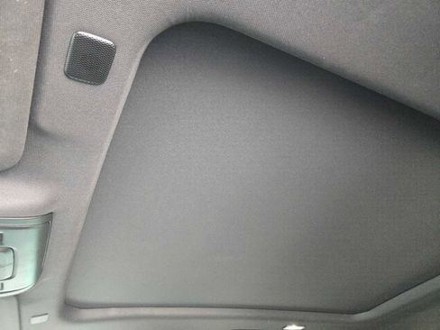 Certified 2024 Chevrolet Suburban Z71 w/ Luxury Package image 23