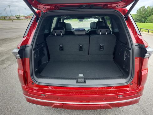 New 2025 Buick Enclave Avenir w/ Super Cruise Package image 9