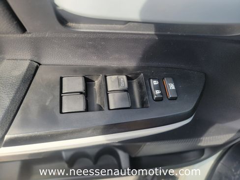 Used 2020 Toyota Tundra SR5 w/ SR5 Upgrade Package image 16