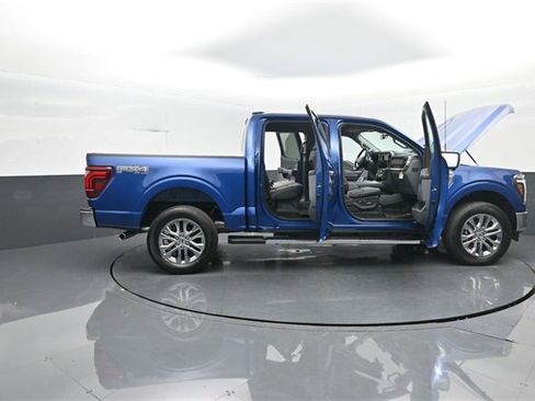 New 2025 Ford F150 Lariat w/ Equipment Group 502A High image 38