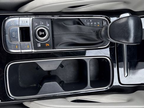 Used 2020 Kia Telluride SX w/ SX Prestige Package image 66