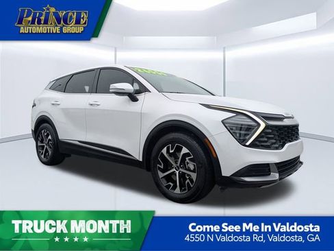 Used 2024 Kia Sportage EX image 1