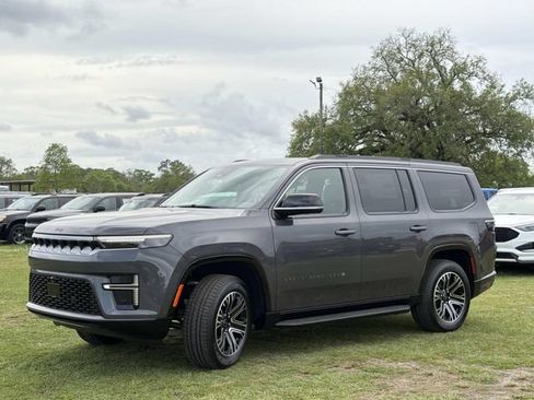 New 2026 Jeep Grand Wagoneer 2WD w/ Premium Group I image 18