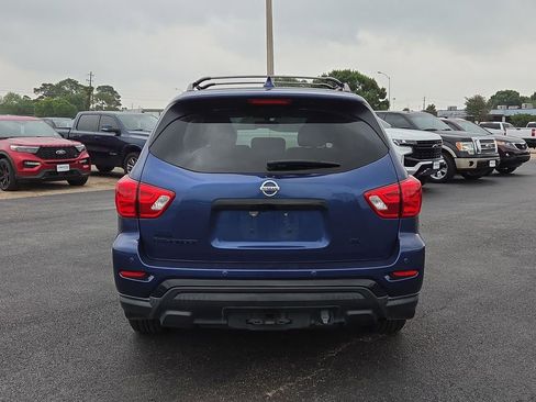 Used 2019 Nissan Pathfinder SL FWD image 16