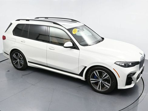Used 2019 BMW X7 xDrive50i w/ M Sport Package AWD/4WD image 53