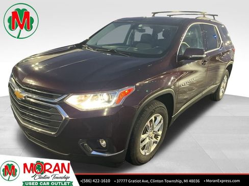 Used 2018 Chevrolet Traverse LT image 1