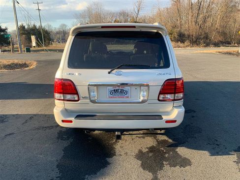 Used 2006 Lexus LX 470 4WD image 5