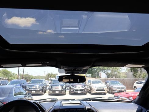 Used 2020 Ford Expedition Limited RWD image 31