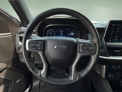 Used 2024 Chevrolet Tahoe Z71 w/ Luxury Package AWD/4WD image 12