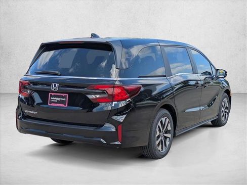 New 2026 Honda Odyssey EX-L image 2