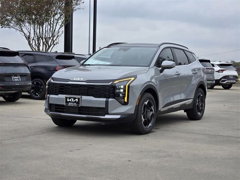 New 2026 Kia Sportage EX w/ EX Panorama Roof Package image 2