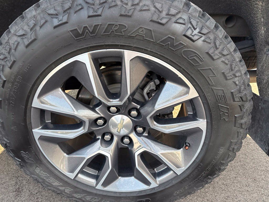 Used 2021 Chevrolet Silverado 1500 LT w/ All Star Edition Plus AWD/4WD image 39