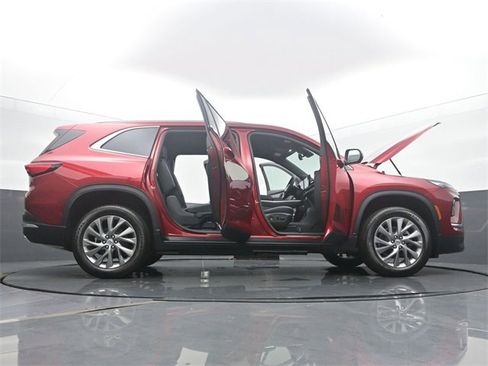 New 2026 Buick Enclave Preferred w/ Power Package image 63