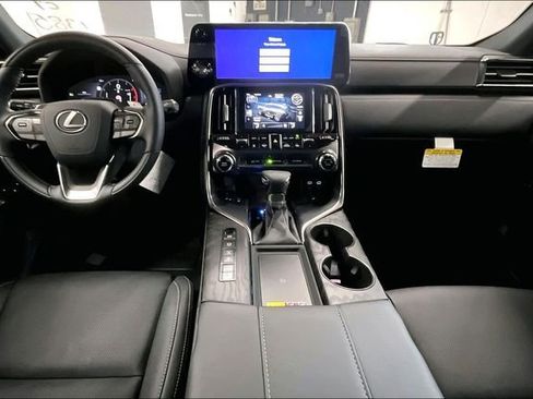 New 2026 Lexus LX 600 4WD w/ Luxury Package image 5