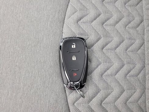 Used 2024 Chevrolet Equinox LS w/ Driver Confidence II Package image 32