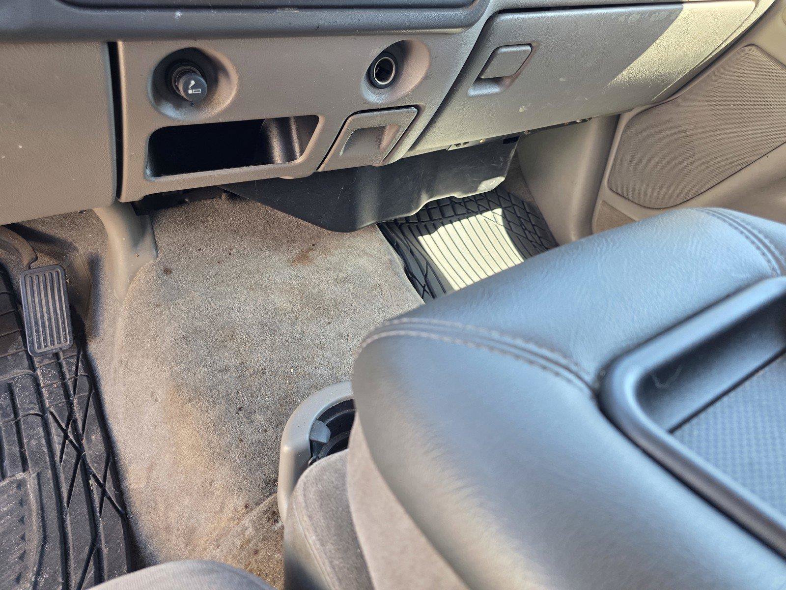 Used 2005 Chevrolet Tahoe LS RWD image 19
