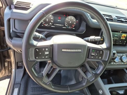 Certified 2024 Land Rover Defender 110 X-Dynamic SE AWD/4WD image 10