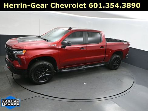 Used 2025 Chevrolet Silverado 1500 LT Trail Boss w/ Convenience Package II image 31