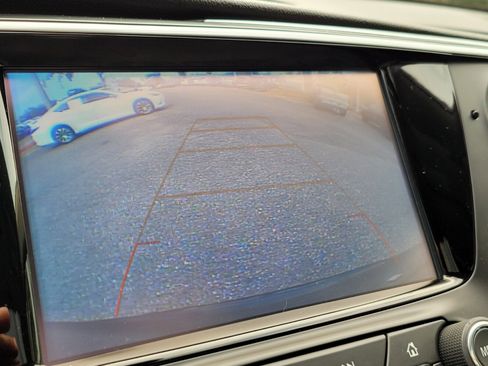 Used 2020 Buick Envision Essence image 11