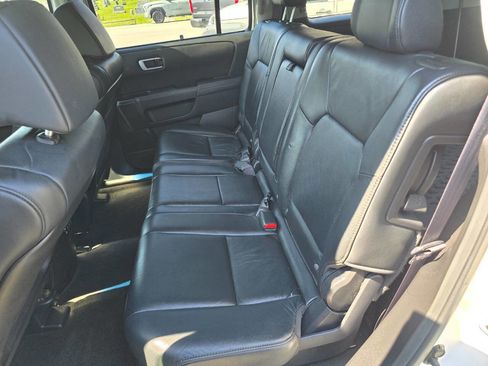 Used 2011 Honda Pilot Touring image 23