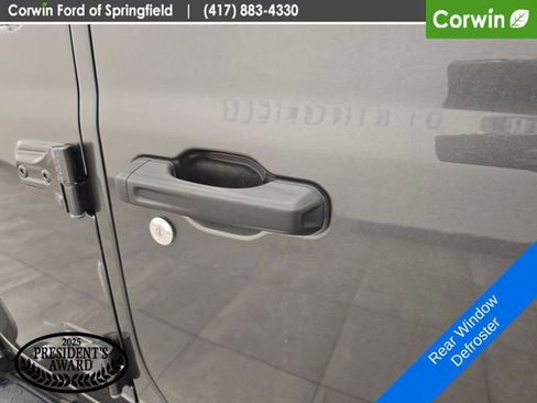 Used 2019 Jeep Wrangler Unlimited Sahara w/ LED Lighting Group AWD/4WD image 9