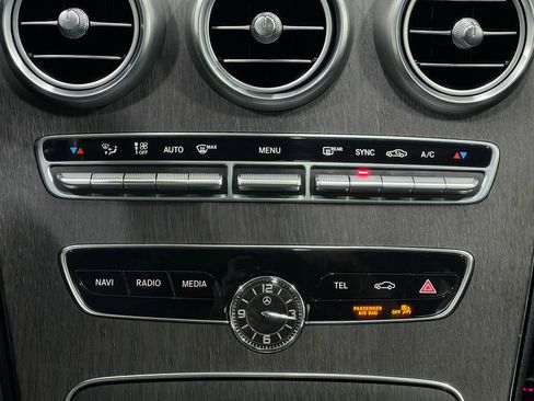 Used 2019 Mercedes-Benz C 300 4MATIC Sedan image 26