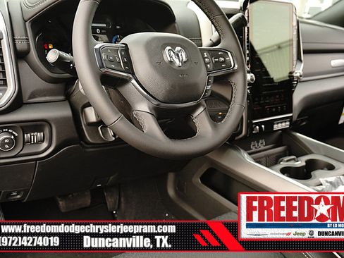 New 2026 RAM 2500 Laramie AWD/4WD image 29