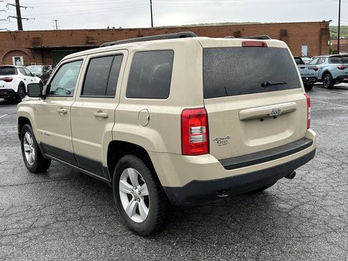 Used 2017 Jeep Patriot Sport w/ Power Value Group image 6