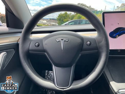 Used 2022 Tesla Model 3 Long Range AWD/4WD image 46