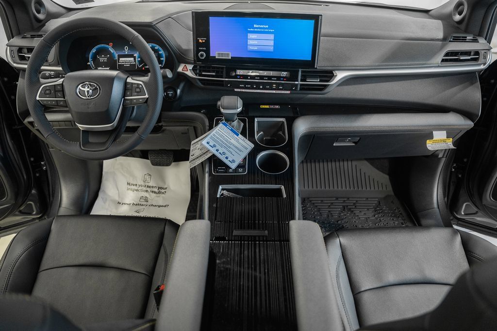New 2026 Toyota Sienna XLE Woodland Edition AWD/4WD image 22
