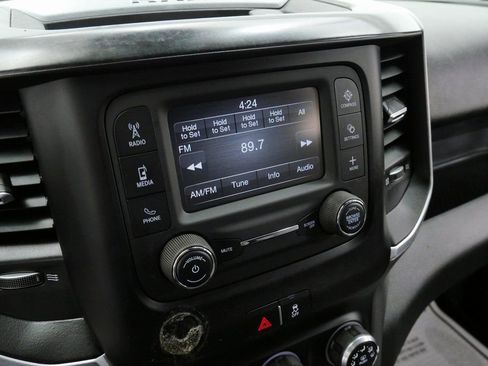 Used 2021 RAM 3500 Big Horn image 32