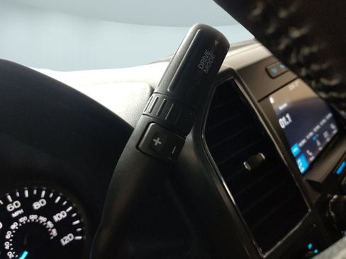 Used 2019 Ford F150 XLT w/ Equipment Group 302A Luxury image 21