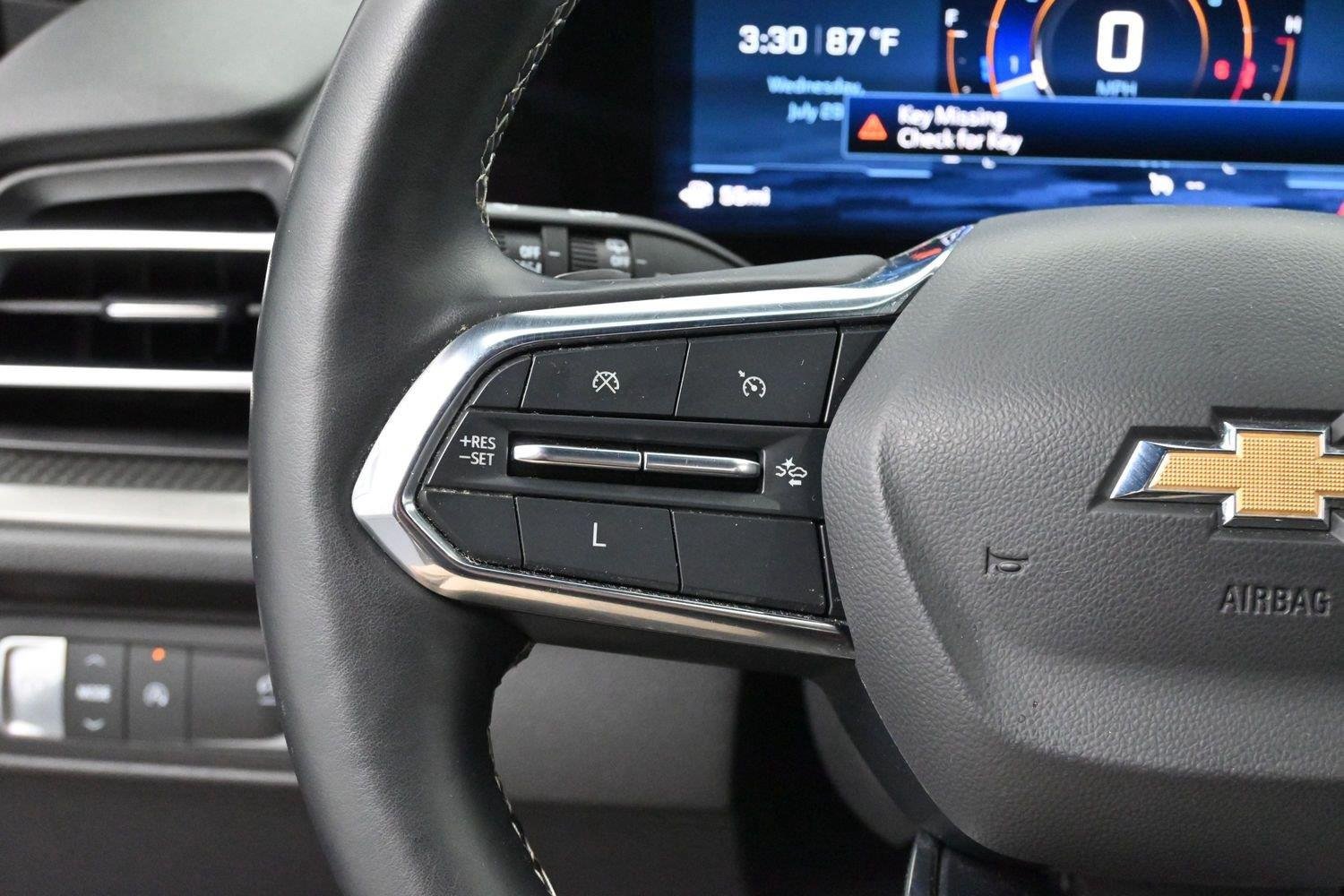 Used 2024 Chevrolet Traverse LT w/ LPO, Floor Liner Package FWD image 17