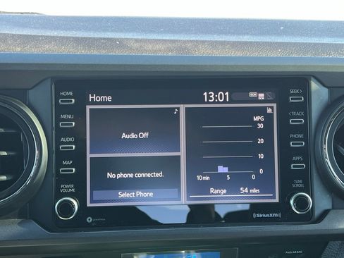 Used 2021 Toyota Tacoma TRD Sport w/ Technology Package image 29