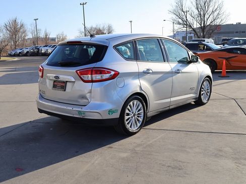 Used 2017 Ford C-MAX Energi SE image 6
